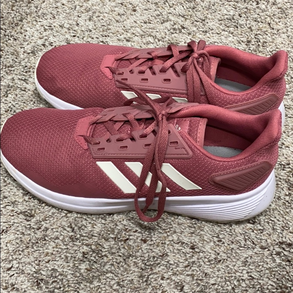 Adidas cloudfoam sneakers